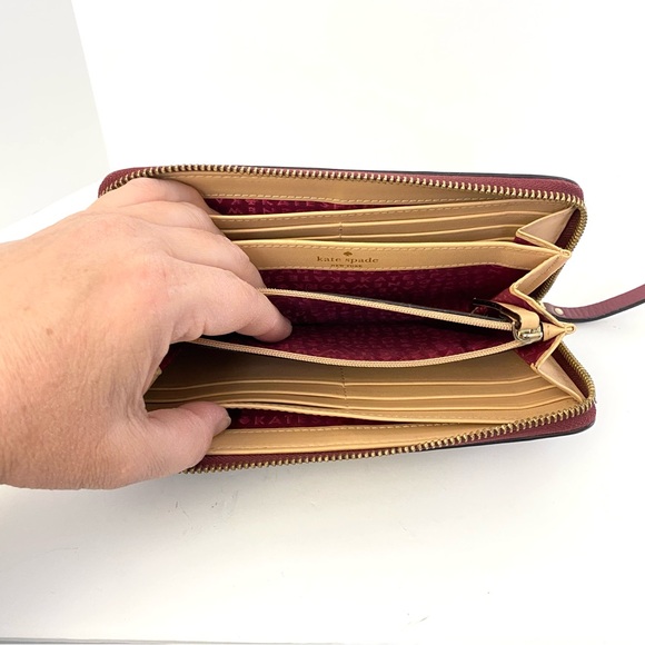 Kate Spade Leather Zip Around Wallet Style S338 Burgundy Wine Gold Hardware - Picture 11 of 13